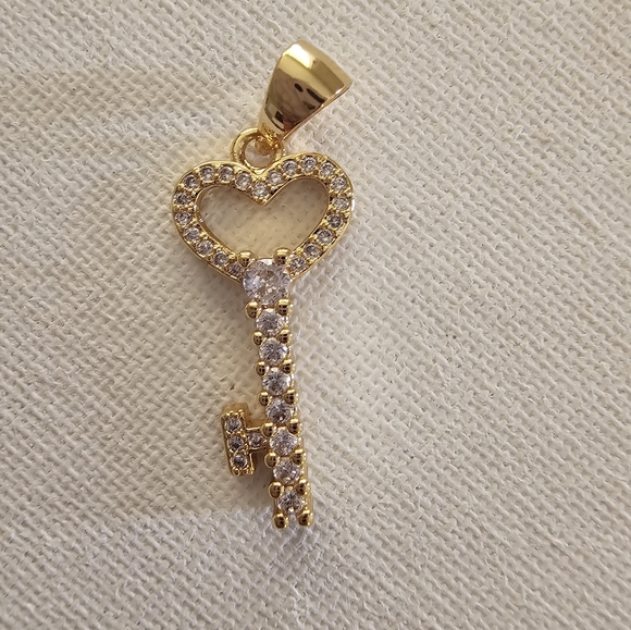 Key pendant - Picture 2 of 2
